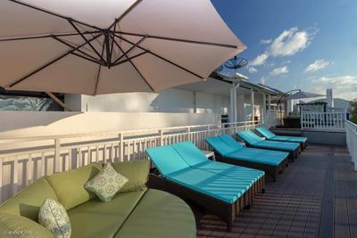 Modern Living Hotel