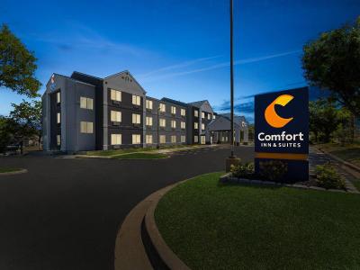Comfort Inn & Suites Olathe - Kansas City