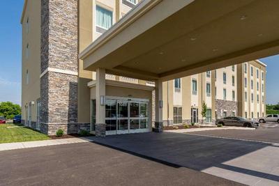 Comfort Inn & Suites - Harrisburg Airport - Hershe