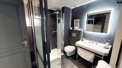 Mom'Art Hotel