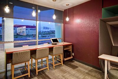 Tru by Hilton Fort Wayne