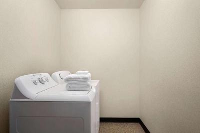 Baymont By Wyndham Fremont