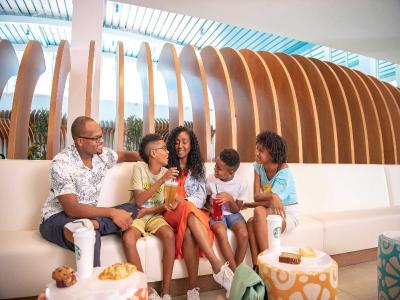Universal Endless Summer - Surfside Inn and Suites