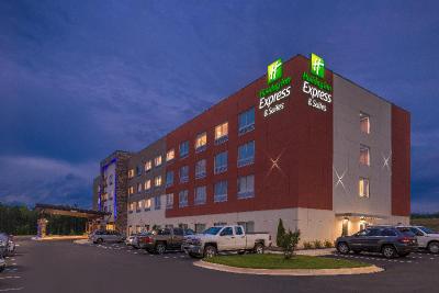 Holiday Inn Express Farmville