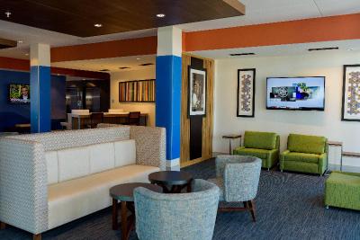 Holiday Inn Express And Suites Mckinney Craig Ran