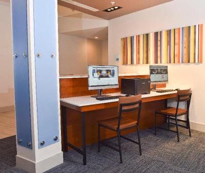 Holiday Inn Expr & Sts Orlando-Lake Nona Area