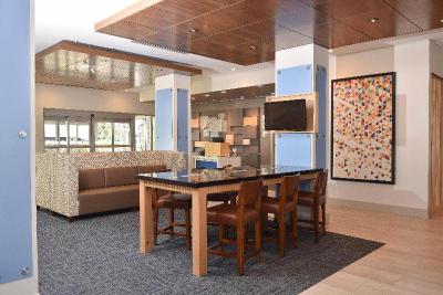 Holiday Inn Expr & Sts Orlando-Lake Nona Area