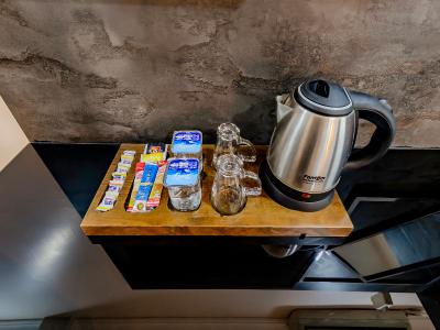 La Pazza Suites