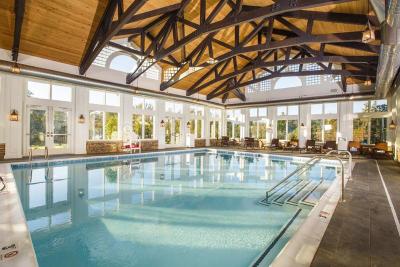 Dollywood's DreamMore Resort and Spa