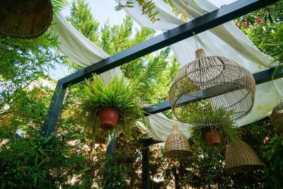 Sergüzest Otel