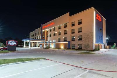 Hampton Inn & Suites Dallas Eas