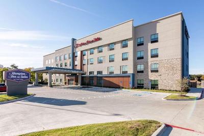 Hampton Inn & Suites Dallas Eas
