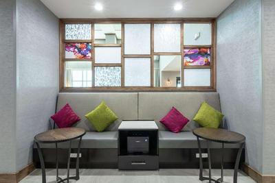 Hampton Inn & Suites Dallas Eas