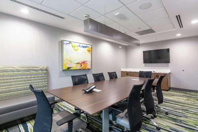 Hampton Inn & Suites Dallas Eas