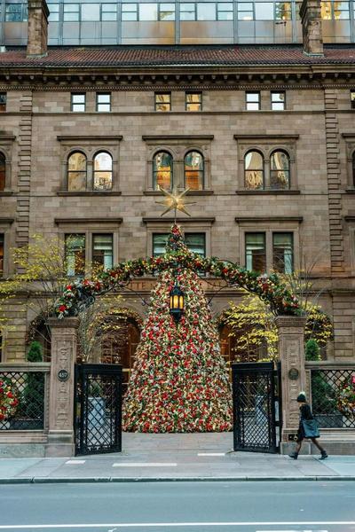 The Towers At Lotte New York Palace