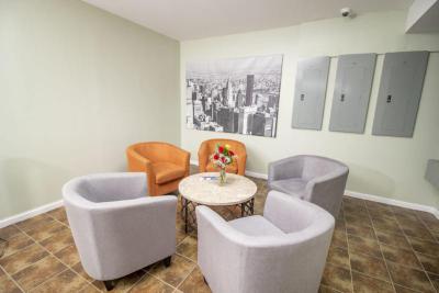 Canal Loft Hostel & Hotel