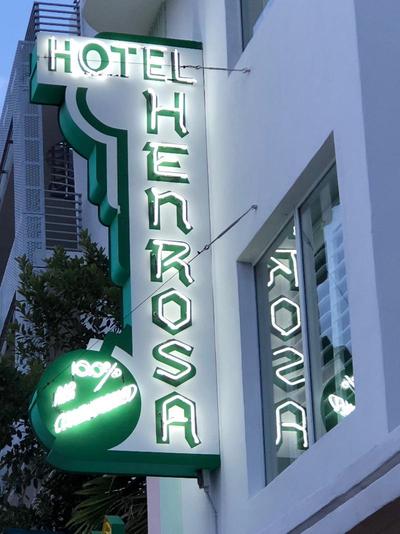 Henrosa Hotel