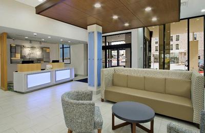 Holiday Inn Exp & Sts Dallas-Frisco NW Toyota Stdm