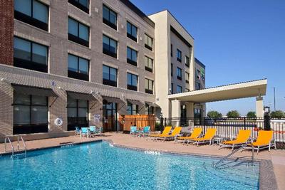 Holiday Inn Exp & Sts Dallas-Frisco NW Toyota Stdm
