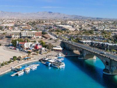 Holiday Inn Express Lake Havasu