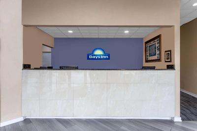 Days Inn by Wyndham Carlisle  North