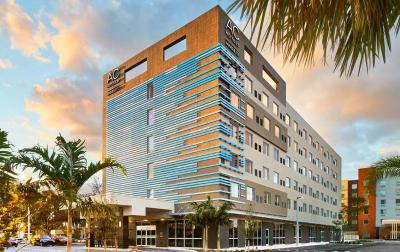 Ac Hotel By Marriott Miami Airport West/Doral