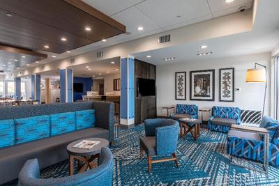 Holiday Inn Express Gainesville - Lake Lanier Area