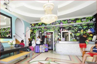 South Beach Rooms And Hostel