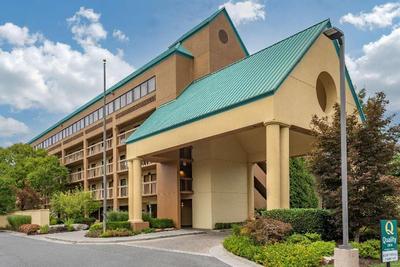 Quality Inn Near the Island Pigeon Forge