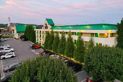 Quality Inn Near the Island Pigeon Forge