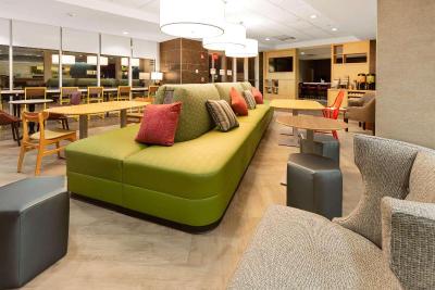Home2 Suites by Hilton Newark Airport