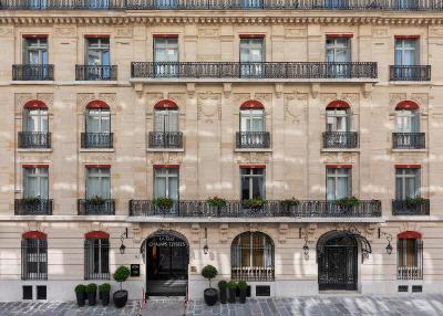 La Clef Champs-Elysees by The Crest Collection