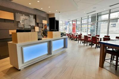 Holiday Inn Express Jersey City - Holland Tunnel