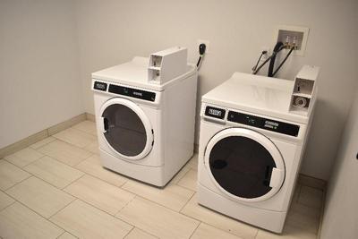 Holiday Inn Express & Suites Boston South-Randolph