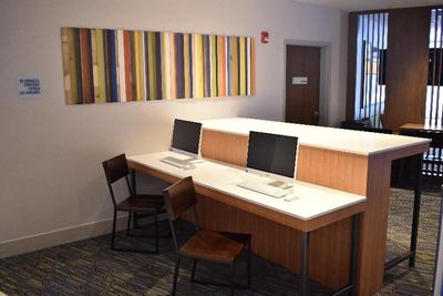 Holiday Inn Express & Suites Boston South-Randolph