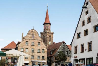 Holiday Inn - the niu, Saddle Fürth