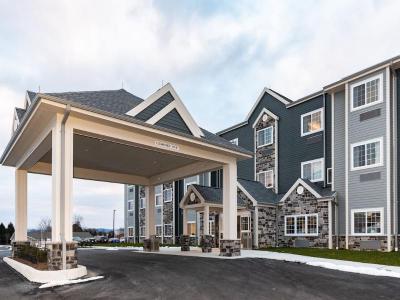 Microtel Inn and Suites by Wyndham Carlisle
