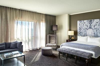 The Fontaine Hotel