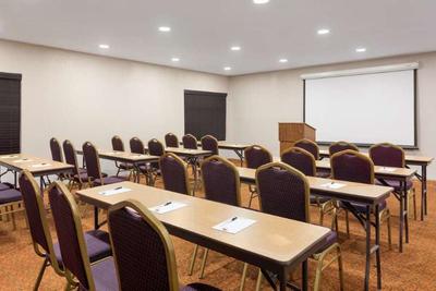 Country Inn Suites By Radisson Jackson Airport Ms