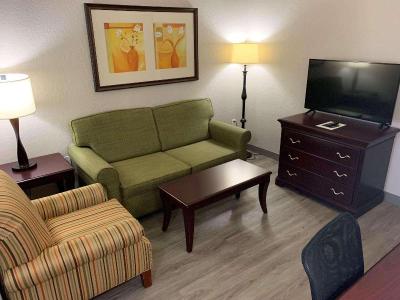 Country Inn & Suites by Radisson, Jacksonville Wes
