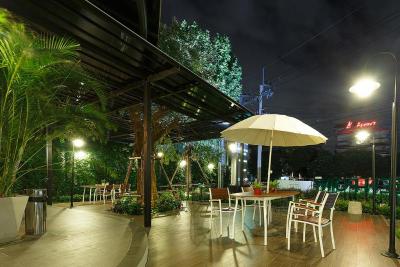 Green Point Residence Hotel