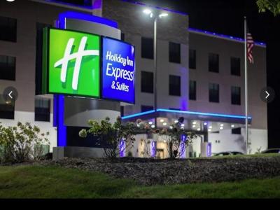 Holiday Inn Express & Suites Birmingham - Homewood