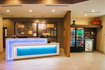 Holiday Inn Express & Suites Birmingham - Homewood