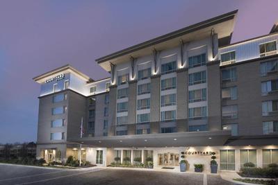 Courtyard Atlanta Alpharetta/Avalon Area