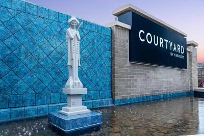 Courtyard Atlanta Alpharetta/Avalon Area