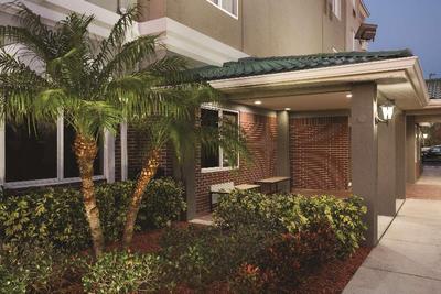 Country Inn & Suites, St. Petersburg -