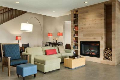 Country Inn & Suites by Radisson, Kansas City at V