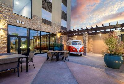 SunCoast Park Hotel Anaheim, Tapestry Collection