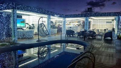 Mirror Hotel