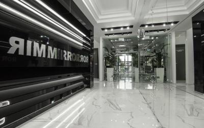 Mirror Hotel